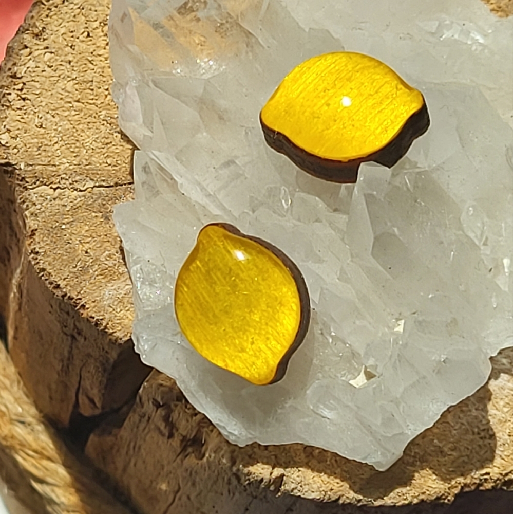🍋 Shiny lemon stud earrings - Picture 4 of 7